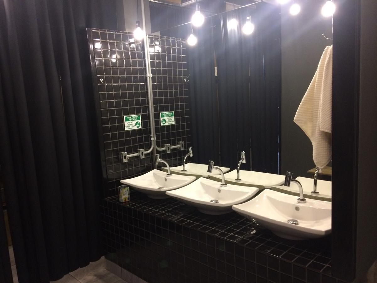 Eco Box Hostel Florianopolis Luaran gambar